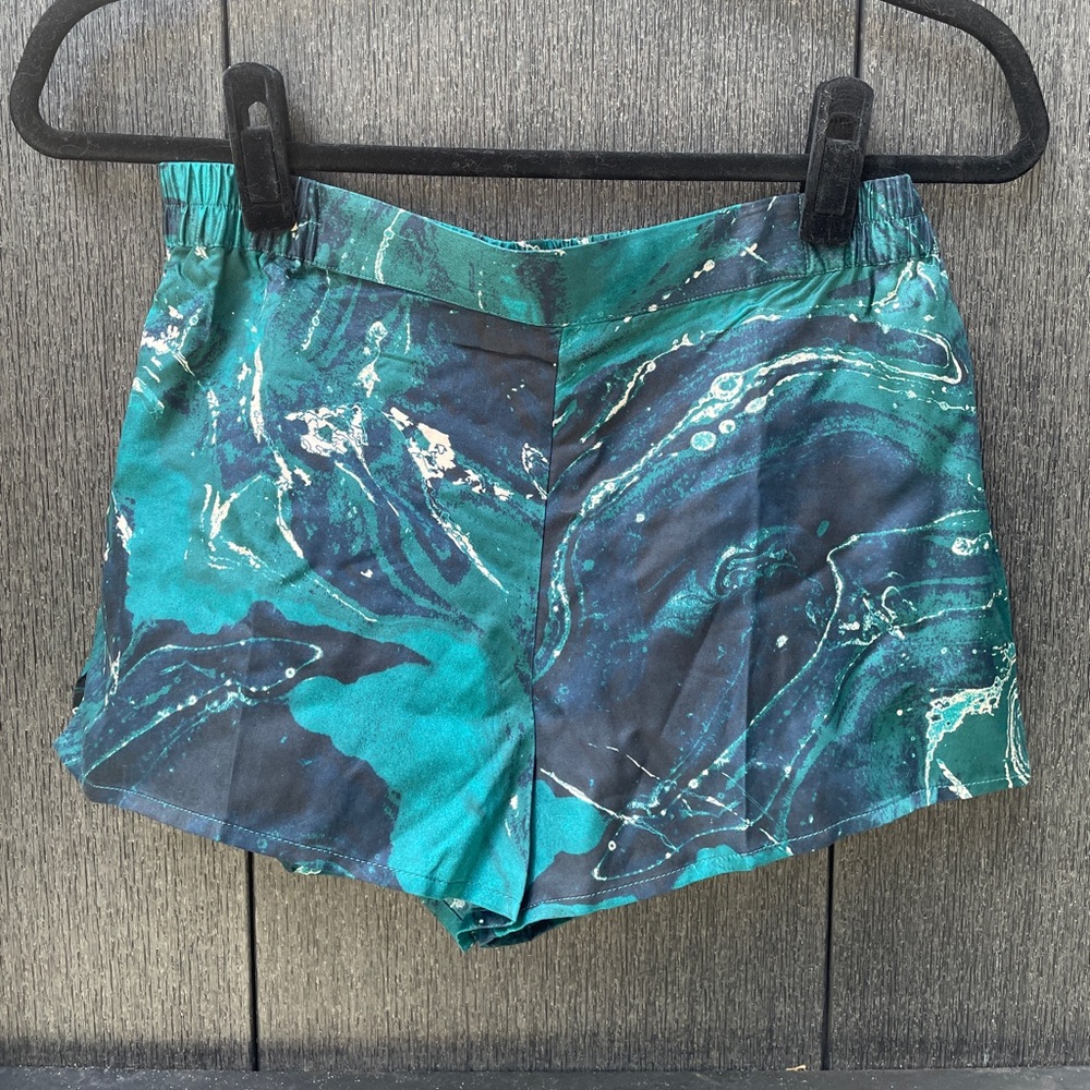 GINIA Tourmaline Silk Blend Shorts in Green Marble